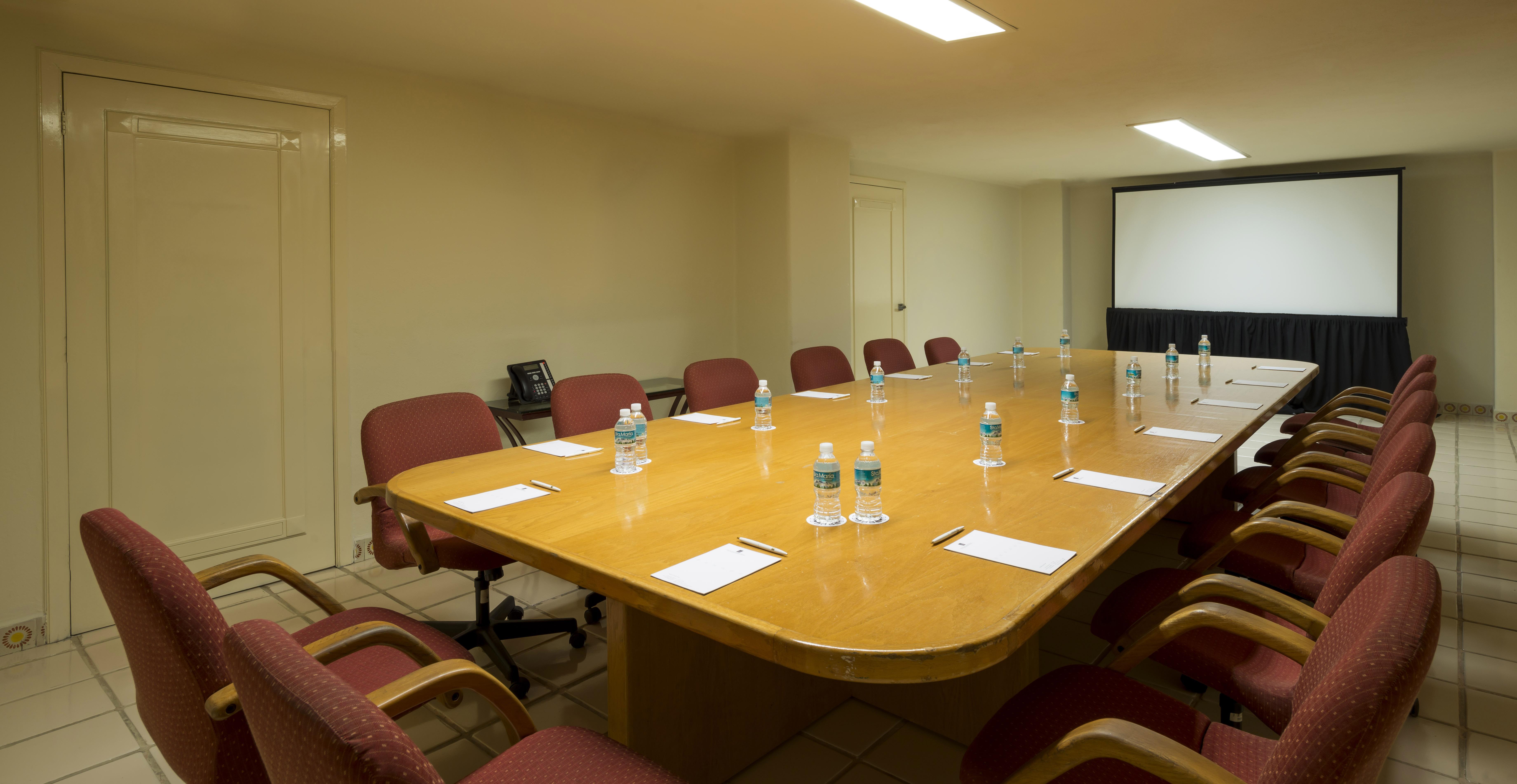 Camino Real Acapulco Diamante Hotel Exterior foto A typical boardroom