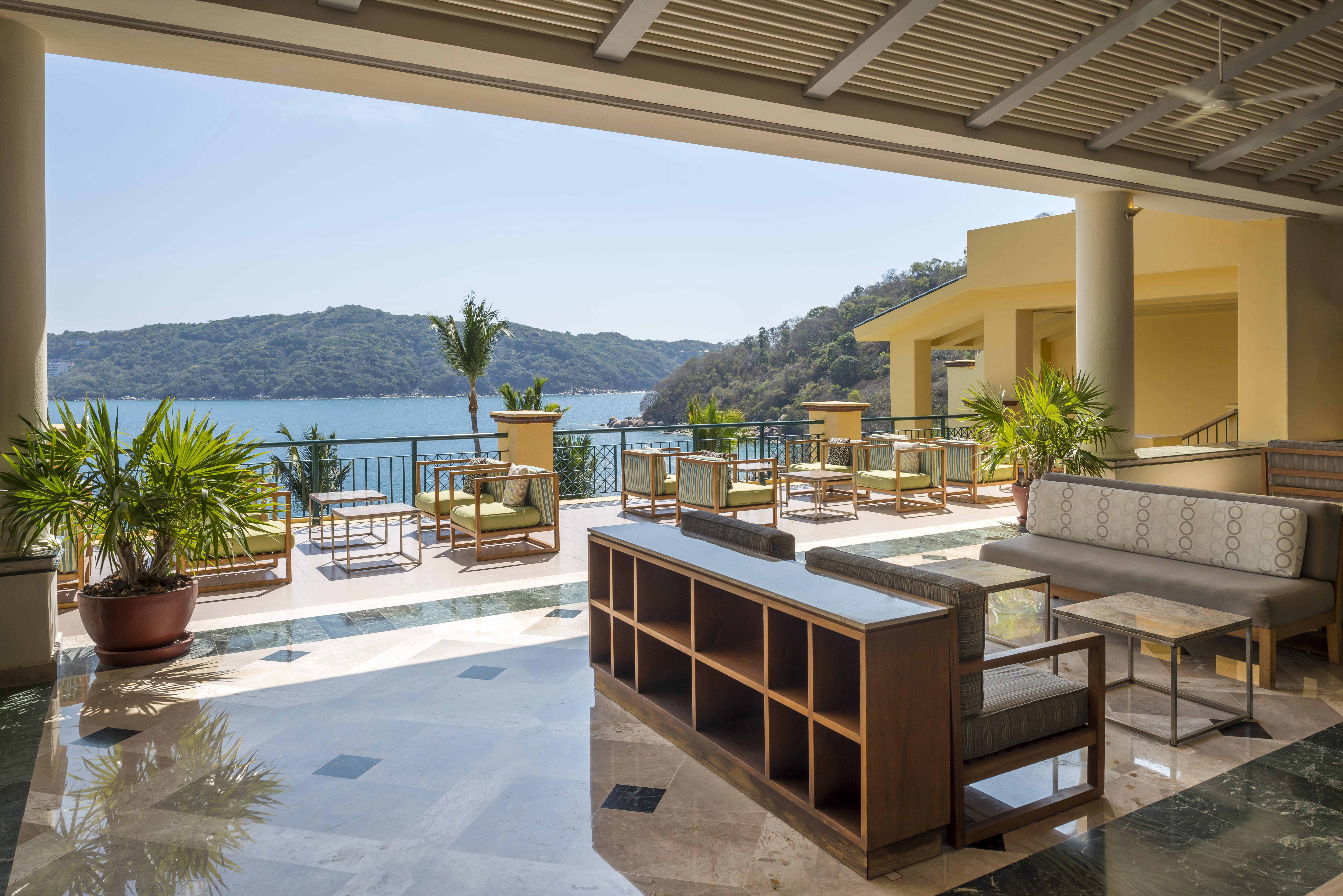 Camino Real Acapulco Diamante Hotel Exterior foto The Westin Resort and Spa, Playa Mujeres